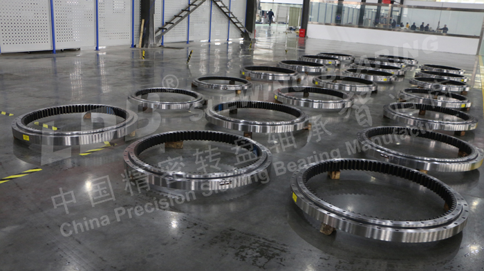 挖掘機用回轉(zhuǎn)支承轉(zhuǎn)盤軸承