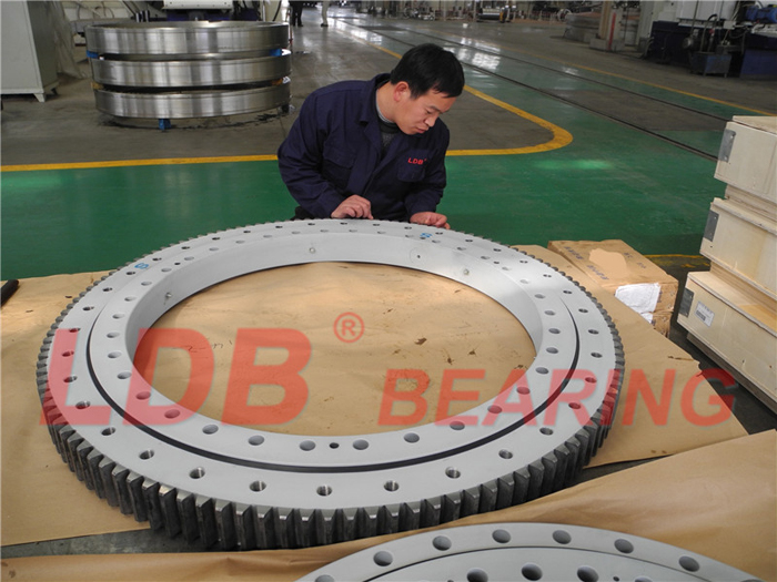 風(fēng)力發(fā)電機轉(zhuǎn)盤軸承 風(fēng)力發(fā)電機轉(zhuǎn)盤軸承